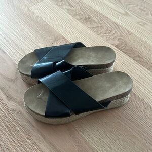 Platform sandals slides - size 6.5